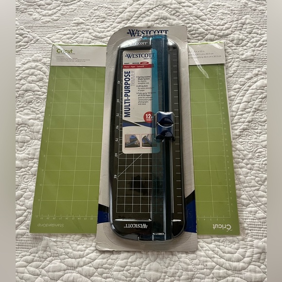 Westcott Multi-Purpose Paper Trimmer & Cricut Cutting Mat NEW Craft Budgeting - Picture 3 of 3